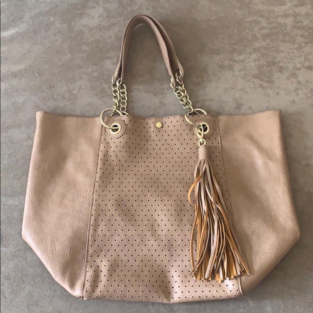 Tan Steve Madden tote with gold hardware